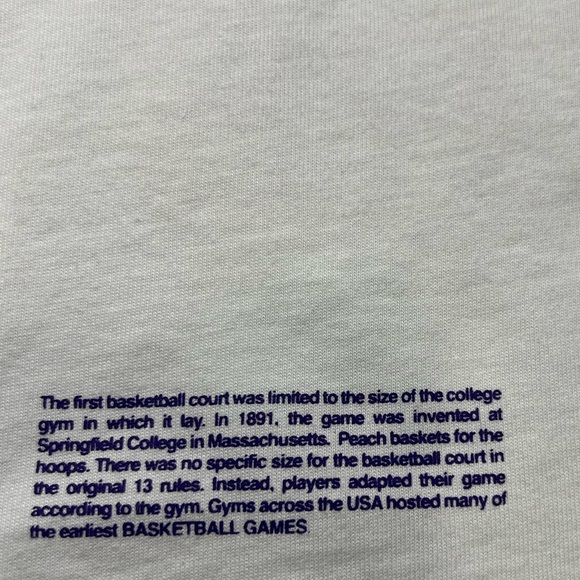 The Nike Tee - Picture 7 of 10